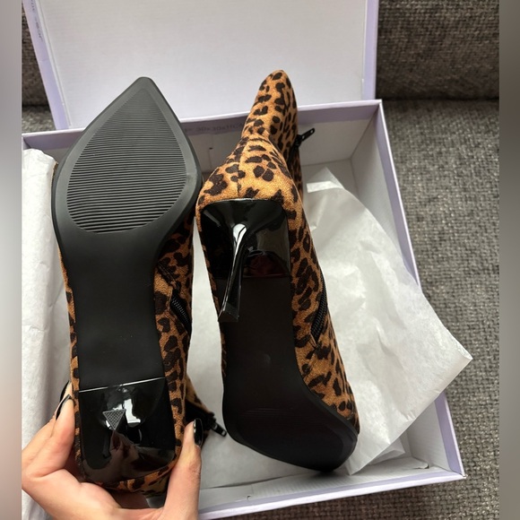 Brand New Steve Madden Leopard Print Boots β Size 9 and size 8 ! - Picture 11 of 12